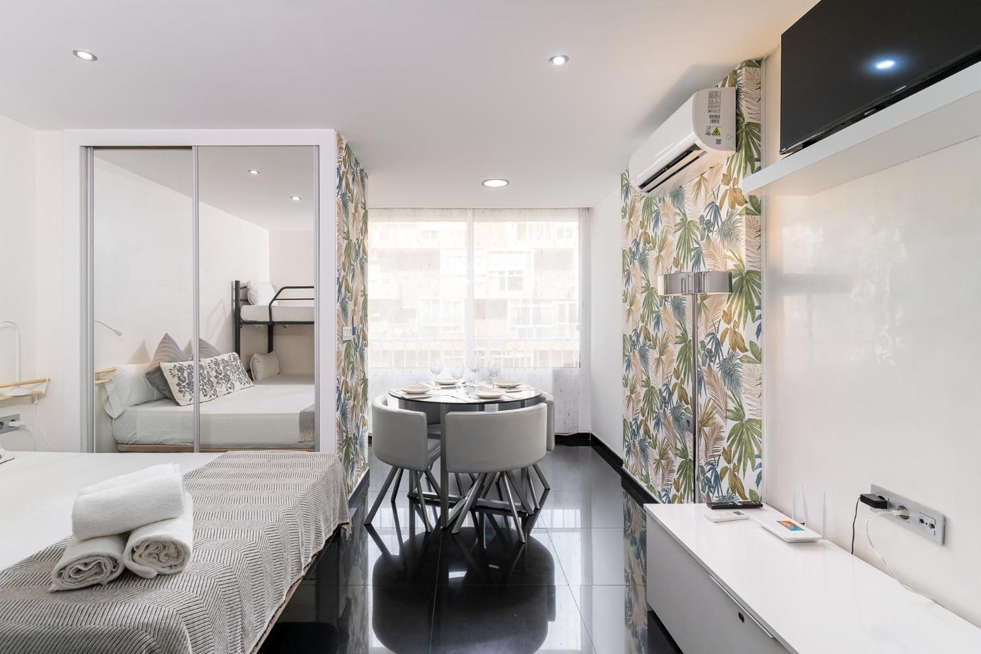 Blonzu Angola Apartment Benalmadena Ngoại thất bức ảnh