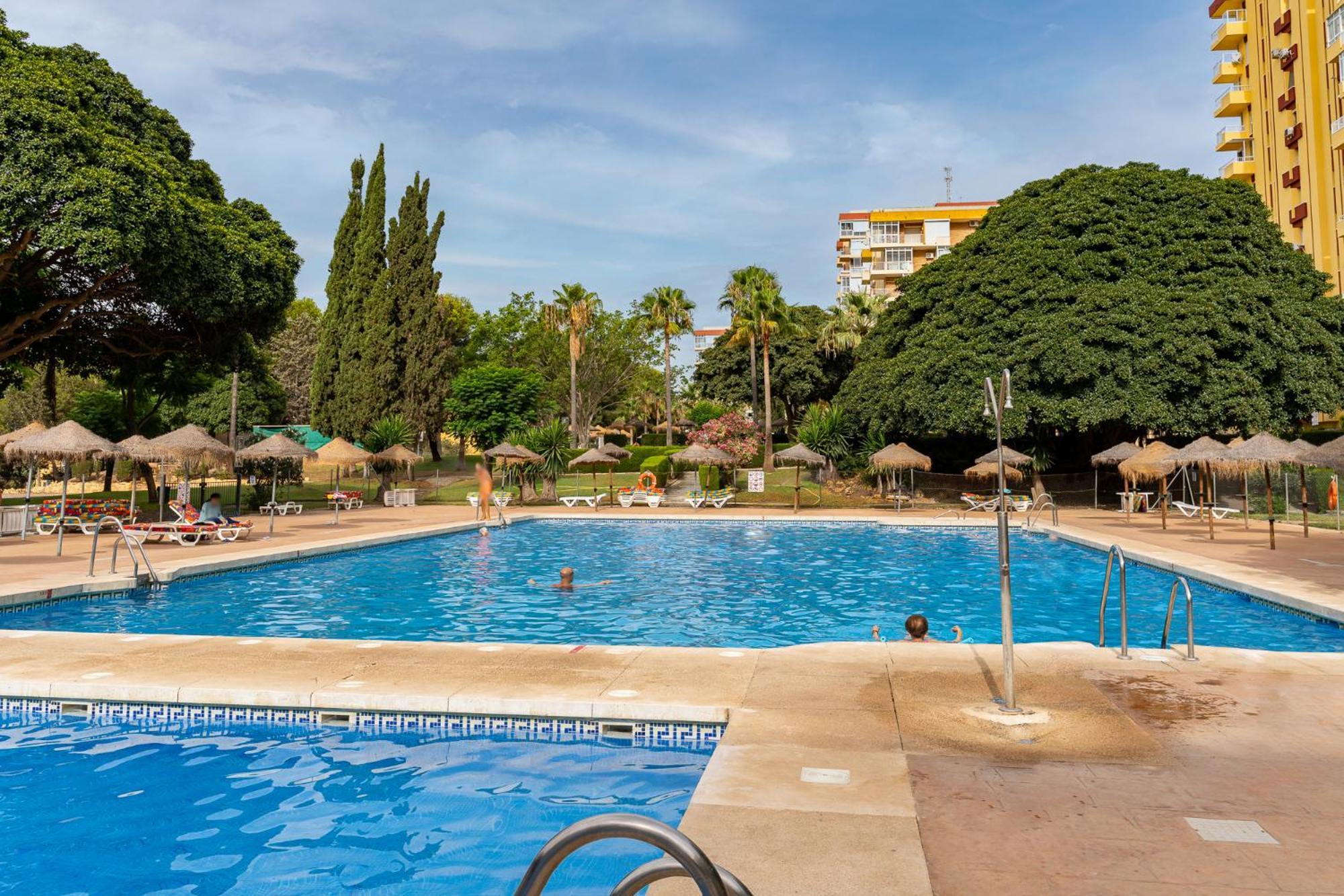 Blonzu Angola Apartment Benalmadena Ngoại thất bức ảnh