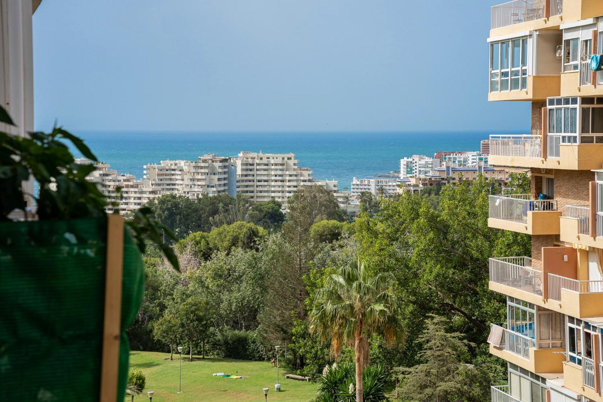 Blonzu Angola Apartment Benalmadena Ngoại thất bức ảnh