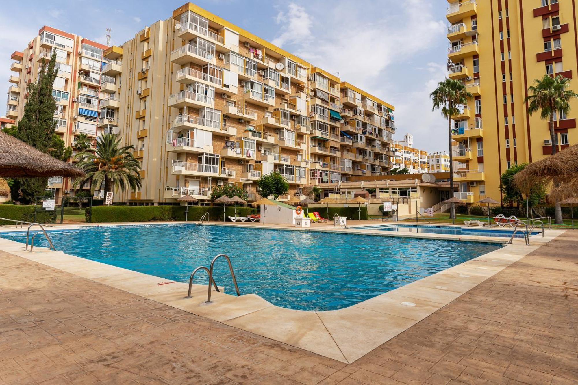 Blonzu Angola Apartment Benalmadena Ngoại thất bức ảnh
